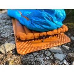 Exped FlexMat Isolatiemat - LW - Charcoal Grey/orange -Exporteren Exped Winkel exped in action 156 1202508